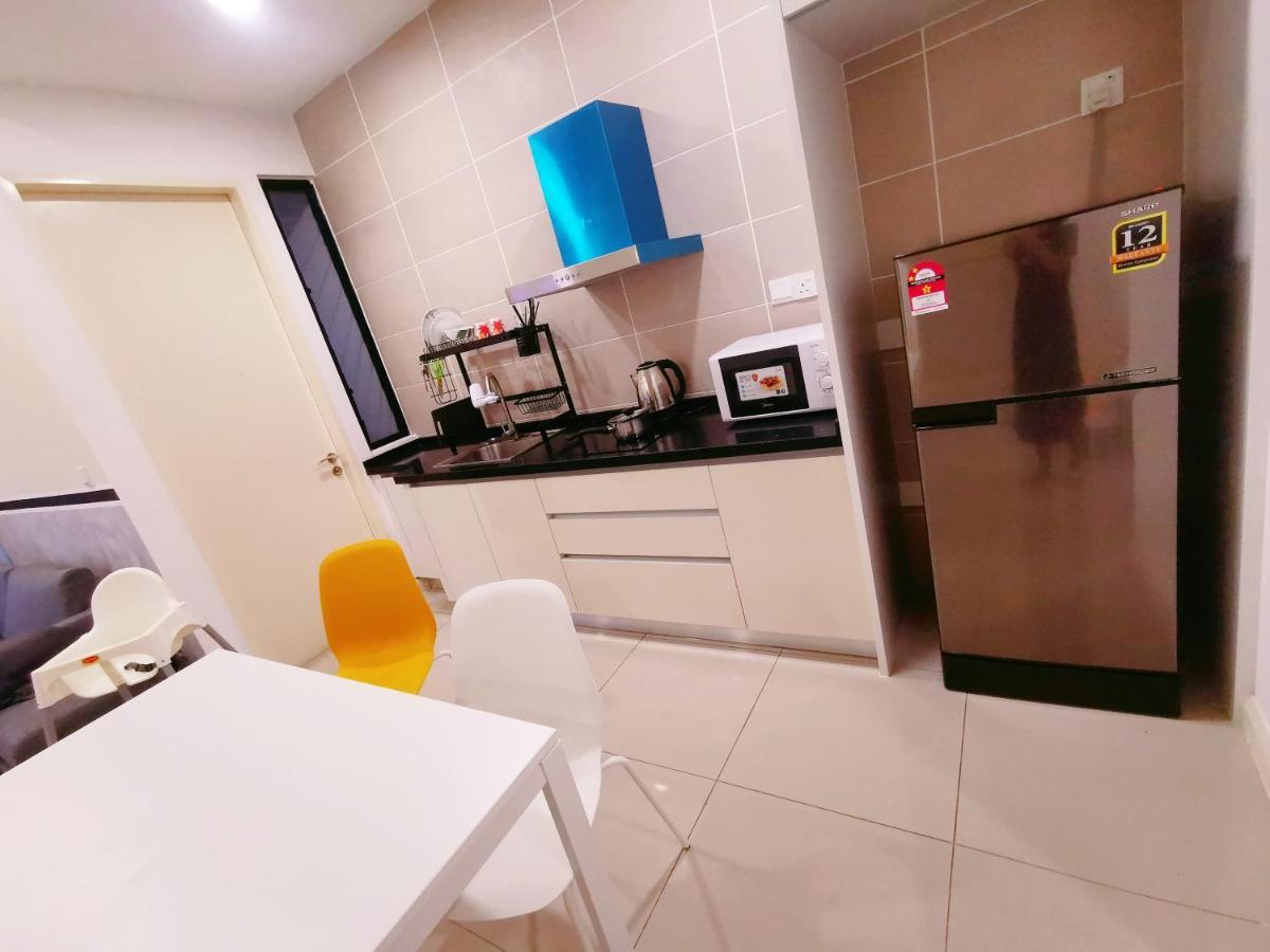 Legoland-Happyrainbow Suite At D'Pristine-8Pax With Lakeview 努沙再也 外观 照片